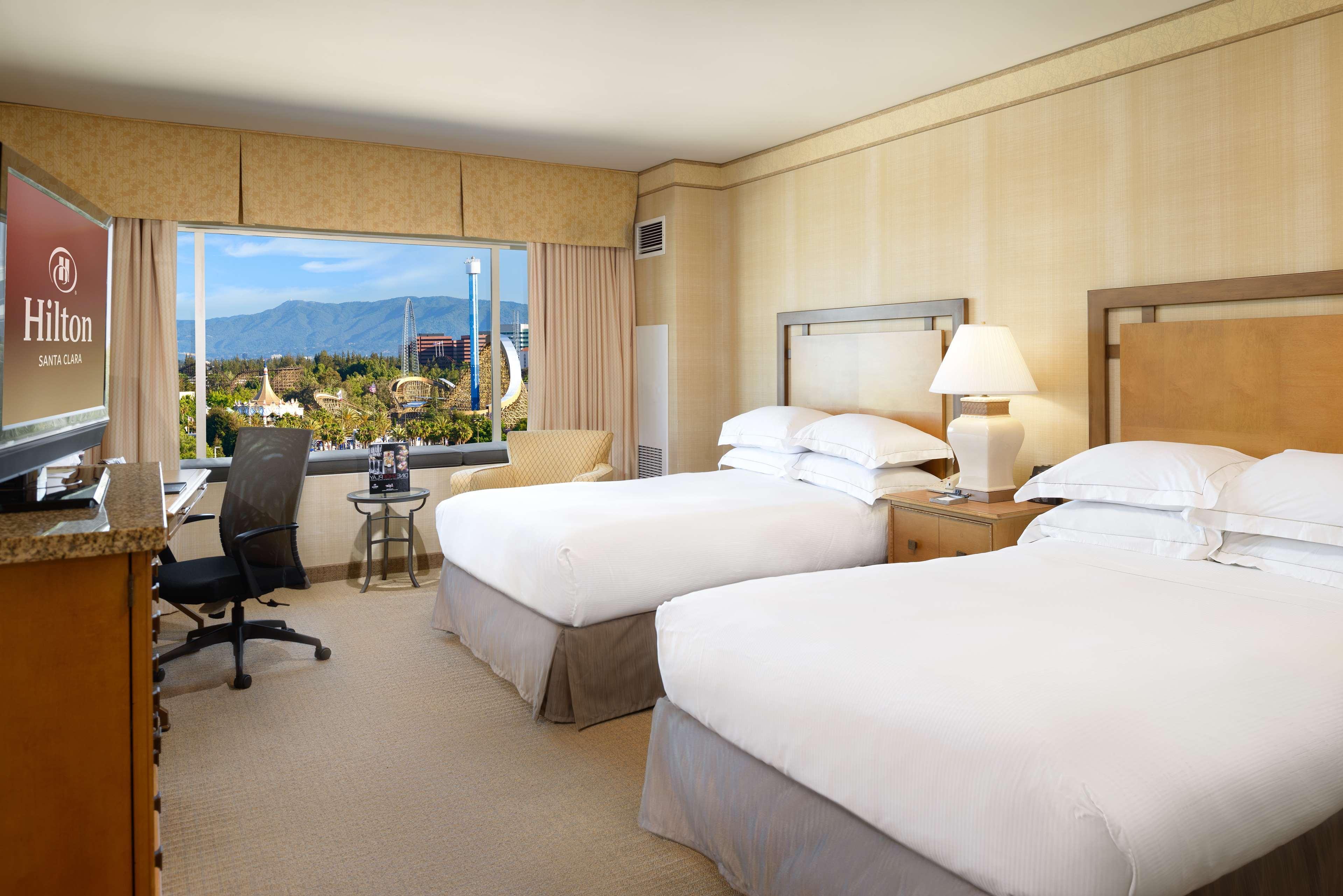 Hilton Santa Clara Hotel Exterior photo