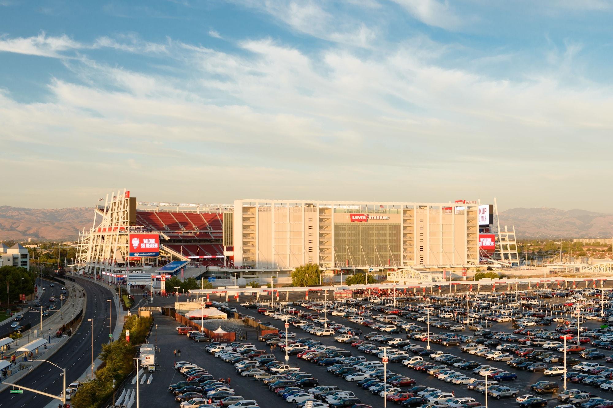 Hilton Santa Clara Hotel Exterior photo