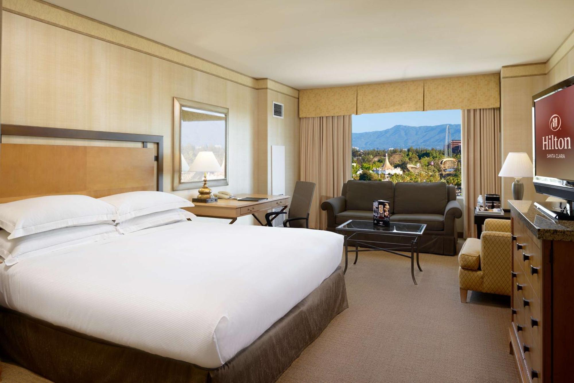 Hilton Santa Clara Hotel Exterior photo